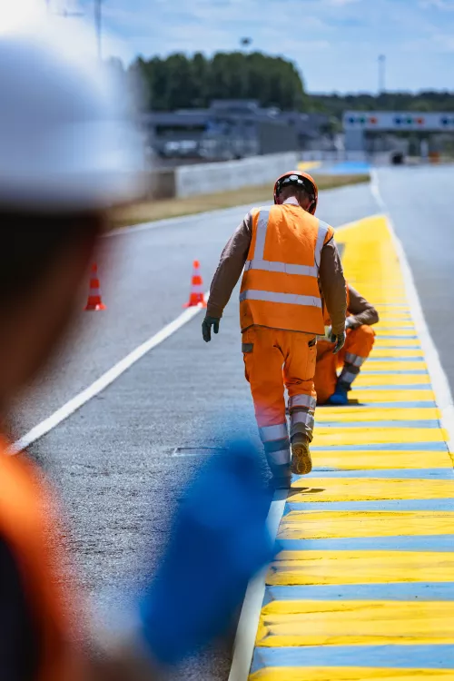 Marquage aéroports et circuits