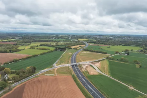 Aximum is actief op het gebied van beveiligingsvoorzieningen, verkeerssignalering en optimalisering van mobiliteit.