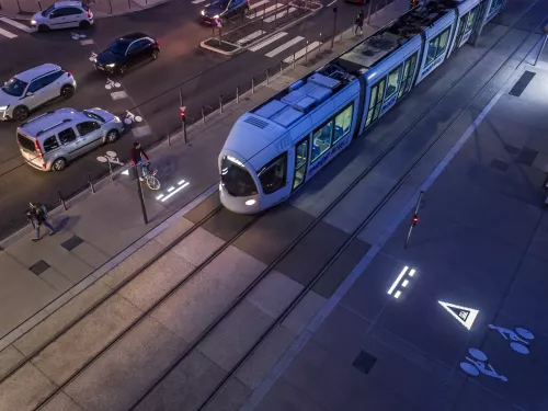 light-emitting ground marking - cyclists, trams, vehicles