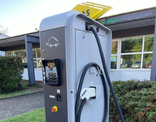 Installation et mise en service de recharge pour véhicules électriques