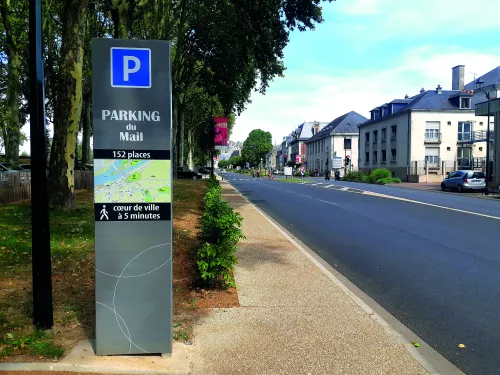 Totem Albatros Amboise