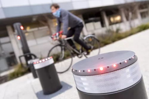 Bornes escamotables et totems