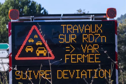 Remorque à message variable 